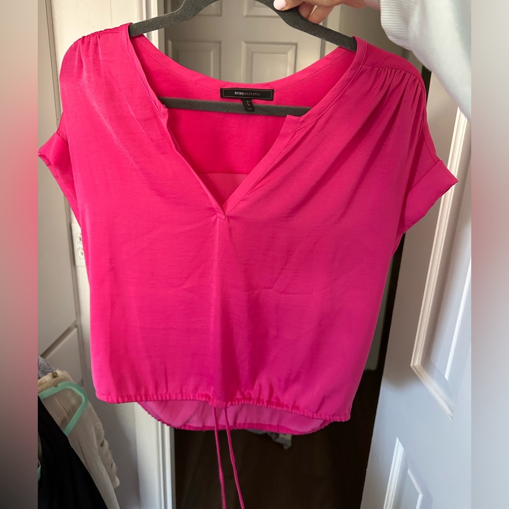 BCBG pink top